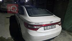 هيونداي أزيرا